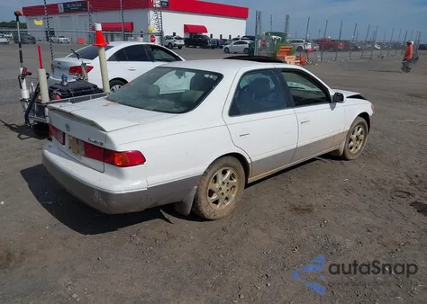 2000 Toyota Camry Ce/Le/Xle из США, поврежденный, VIN JT2BG22K5Y0408741